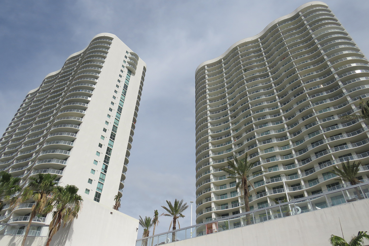 Oasis Tower I and II high-rise in Fort Meyers Florida