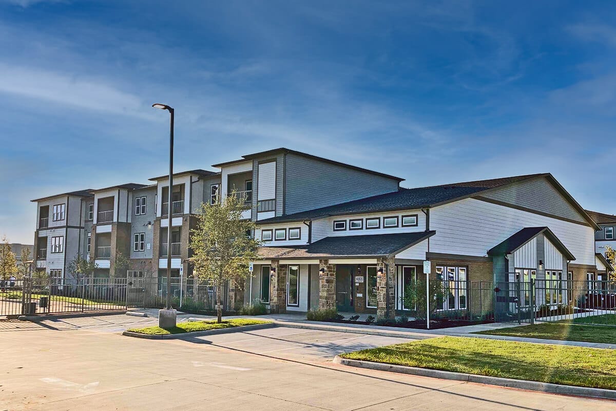 CrestI at Illinois Image 02